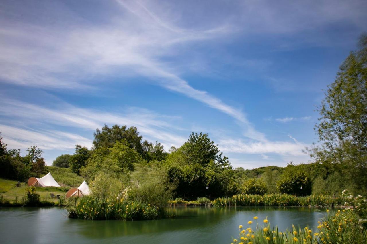 Lloyds Meadow Glamping Hotel Chester Exterior photo