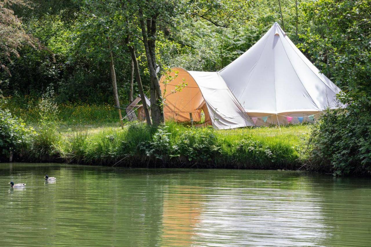 Lloyds Meadow Glamping Hotel Chester Exterior photo